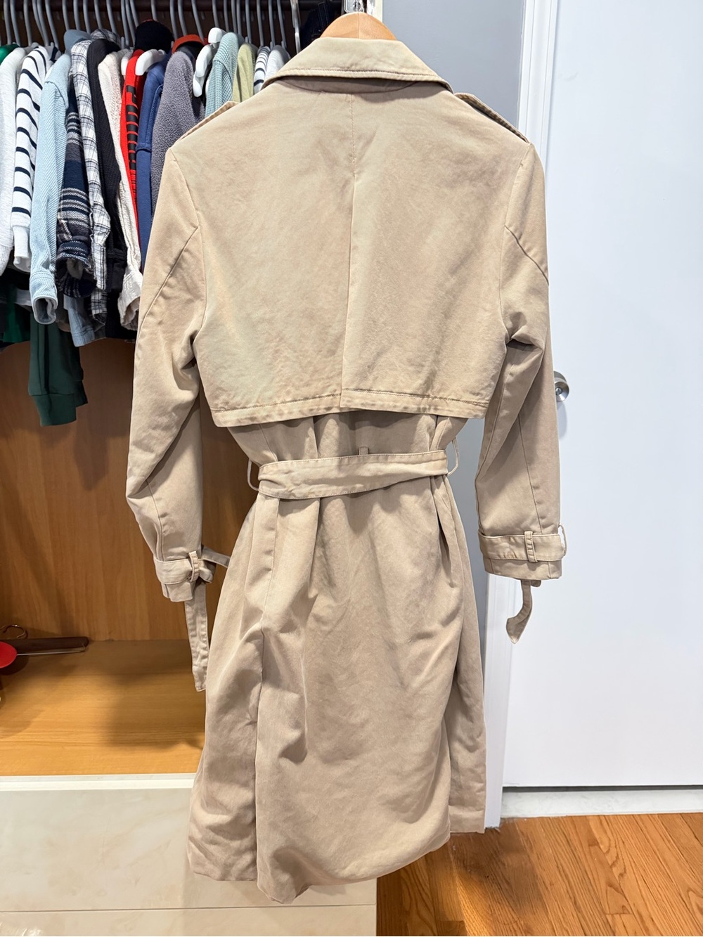 Lucky Brand Light Khaki Belted Trench Coat - Picture 2 of 2